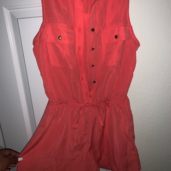 Short sleeveless Romper - Picture 4 of 5